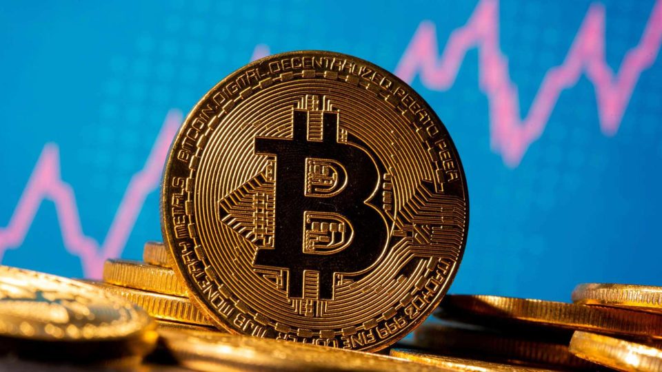 Bitcoin Defies Macro Environment to Surge Above $20,000